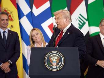 Τραμπ: Πετύχαμε αυτό που όλοι έλεγαν ότι ήταν αδύνατο - Επιτέλους έχουμε ειρήνη στη Μέση Ανατολή - Τα ερωτήματα για την επόμενη μέρα