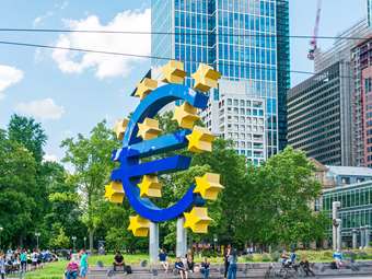 Κρίσιμος μήνας ο Μάρτιος για τη μείωση των επιτοκίων