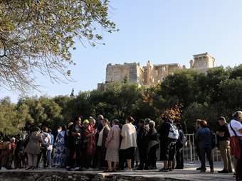 Handelsblatt: Η Μεσόγειος πάει για νέο τουριστικό ρεκόρ