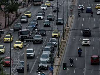 Εφορία: Από 1η Μαΐου τα τέλη κυκλοφορίας με τον μήνα - Ανοίγει σήμερα το TAXIS για τις δηλώσεις