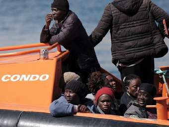 Ισπανία: Οι αφίξεις μεταναστών σχεδόν διπλασιάστηκαν το 2023