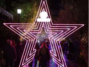 Στην ιστοσελίδα του ΕΟΤ το χριστουγεννιάτικο χωριό της Περιφέρειας Αττικής στο Πεδίον του Άρεως