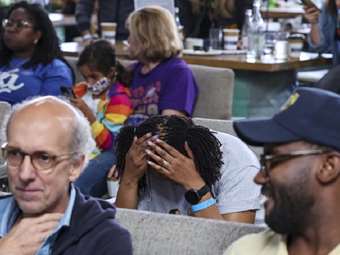 Εκλογές ΗΠΑ: Οργισμένοι Δημοκρατικοί κατηγορούν τον Μπάιντεν για την ήττα Χάρις