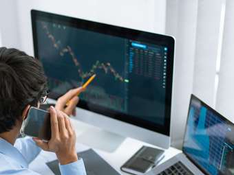 Μεικτές τάσεις στα ευρωχρηματιστήρια - Στο +10,5% η Philips, στο -7% η Heineken