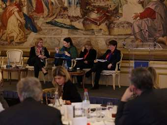 2ο Φόρουμ των Δελφών στο Παρίσι: "Πολλά γαλλικά πανεπιστήμια ενδιαφέρονται να ανοίξουν παραρτήματα στην Ελλάδα"