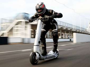 Αυτό είναι το ταχύτερο πατίνι του κόσμου και έχει στόχο το ρεκόρ Guinness