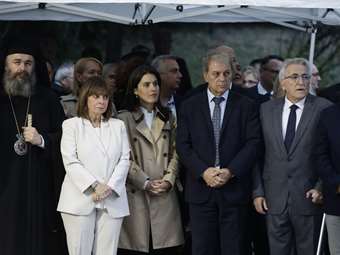 Κ. Σακελλαροπούλου: "Τιμάμε τους αγώνες και τις θυσίες των κατοίκων της Φλώρινας με το βλέμμα στραμμένο στο μέλλον"