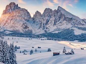 Χιονοστιβάδες στις ιταλικές Άλπεις στοίχισαν τη ζωή σε τουλάχιστον δύο ανθρώπους