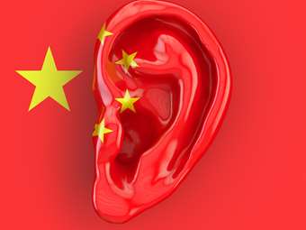 Κινέζος ακτιβιστής και πολιτικός πρόσφυγας στις ΗΠΑ συνελήφθη για κατασκοπεία