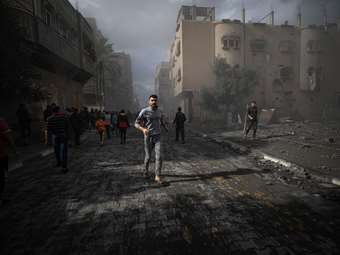 Γάζα: Ένα νοσοκομείο, στο οποίο έκαναν έφοδο οι ισραηλινές δυνάμεις, δεν λειτουργεί και οι ασθενείς απομακρύνθηκαν