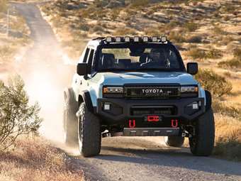 Αυτό το νέο Toyota Land Cruiser είναι όσο πιο άγριο γίνεται (εικόνες)