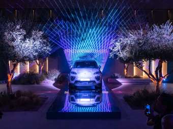Η νέα Porsche Macan ήρθε στην Ελλάδα με ένα glamorous πάρτι