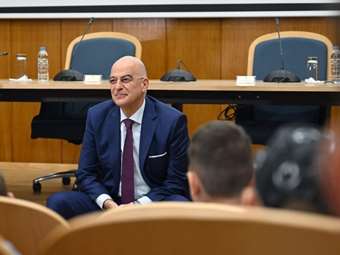 Συναντηση Ν. Δένδια με μαθητές μειονοτικών δημοτικών σχολείων του νομού Ροδόπης