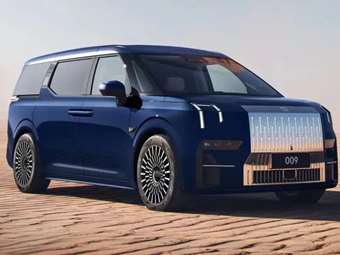 Δείτε το κινεζικό MPV που θέλει να ανταγωνιστεί τη Rolls-Royce (video)