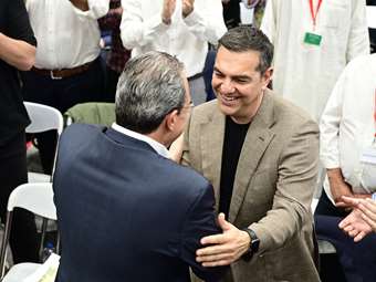 Αδειάζει η κλεψύδρα για τον ΣΥΡΙΖΑ- Εμφανίστηκαν οι πρώτες Οργανώσεις υποστηρικτών του κόμματος Τσίπρα