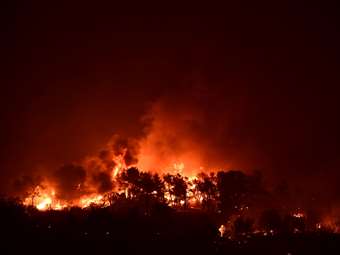 Οδηγίες της Περιφέρειας Αττικής προς τους πολίτες για τη διασφάλιση της δημόσιας υγείας μετά την πυρκαγιά
