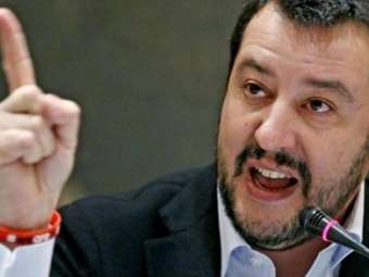 "Αλληλεγγύη" του Ματέο Σαλβίνι στον Ντόναλντ Τραμπ