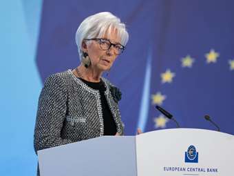 Τρεις κίνδυνοι για τον πληθωρισμό: Η τιμή του φυσικού αερίου, ο "παράγοντας Τραμπ" και η ισοτιμία ευρώ-δολαρίου