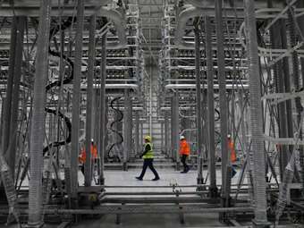 Πώς θα ξεπαγώσουν οι κλαδικές συμβάσεις το 2026 - Πόσο θα αυξηθούν οι μισθοί