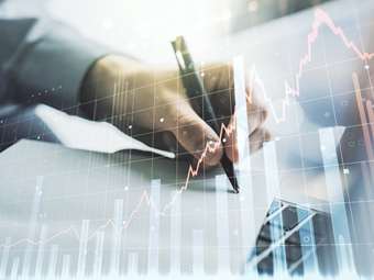 Citi, Barclays: Η αναβάθμιση που "χρωστάει" η Fitch στην Ελλάδα και αυτές που έρχονται - Η νέα έξοδος στις αγορές και η βουτιά των ελληνικών spreads