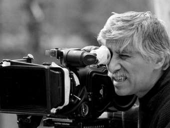 Πέθανε σε ηλικία 87 ετών ο Ιρανός σκηνοθέτης και θεατρικός συγγραφέας Μπαχράμ Μπεϊζαί