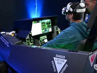 Προσομοιωτές F-16 και F-35 για το κοινό στο Σύνταγμα ενόψει της γιορτής της Πολεμικής Αεροπορίας