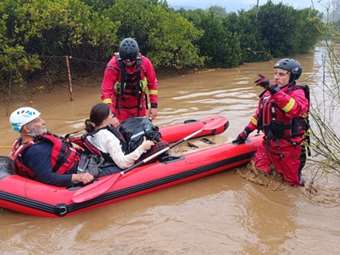 Κακοκαιρία Byron: Συναγερμός στη Λακωνία - Εγκλωβίστηκαν άνθρωποι, πλημμύρισαν χείμαροι, έκλεισαν δρόμοι