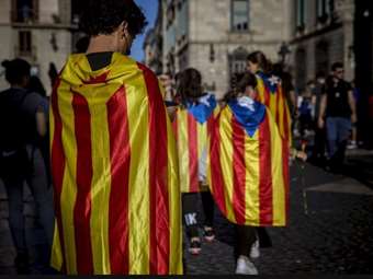 Ισπανία: Η Καταλονία προκηρύσσει πρόωρες εκλογές