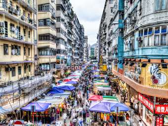 Χονγκ Κονγκ: Τη διάλυσή του ανακοίνωσε ένα από τα δημοκρατικά κόμματα, υπό την άσκηση πιέσεων από το Πεκίνο