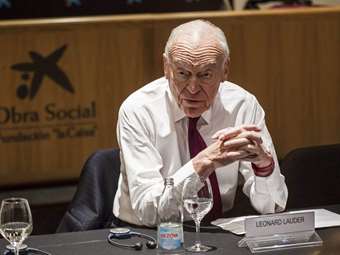 Ποιος ήταν ο Leonard Lauder, επί δεκαετίες ισχυρός άνδρας της Estée Lauder, που απεβίωσε στις 14 Ιουνίου