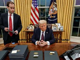 Τραμπ: Θα επιβάλω δασμούς στην ΕΕ - "Δεν με ενδιαφέρει" η αντίδραση της αγοράς