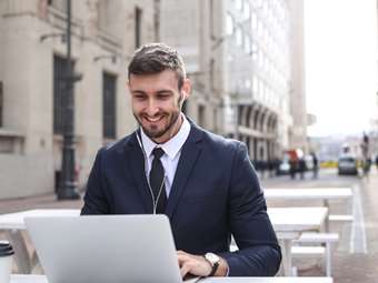 The Hellenic Initiative Canada-Accelerate Greece: Δωρεάν Πρόγραμμα "Επιτάχυνσης" των ελληνικών Tech Startups