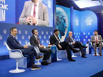 Delphi Forum: Πώς η διαχείριση των μη εξυπηρετούμενων δανείων ωφελεί την ελληνική οικονομία