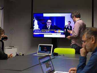 Εκλογές στη Βρετανία: Πώς σχολιάζουν τα αποτελέσματα οικονομικοί αναλυτές