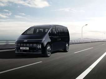 Τι αλλάζει στο κορυφαίο minivan της ελληνικής αγοράς αυτοκινήτου για το 2026