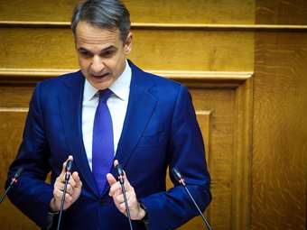 Στη Βουλή η "μητέρα των μαχών" για τα Τέμπη - Σε υψηλούς τόνους η ομιλία του Κ. Μητσοτάκη