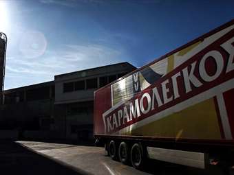 Η Καραμολέγκος "ξαναζυμώνει" το μέλλον της – Οι επενδύσεις, η πυρκαγιά και το ιστορικό EBITDA