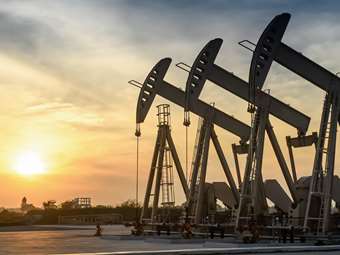 "Άλμα" 4,6% για το αμερικανικό αργό στην εβδομάδα - "Άγγιξε" τα 80 δολ. μετά από 4 μήνες