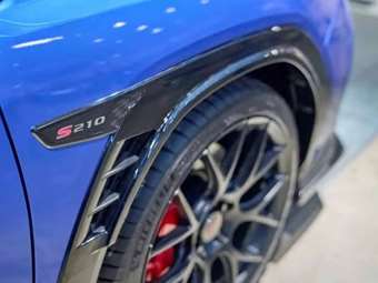 Επιστρέφει μοντέλο-θρύλος από την Ιαπωνία