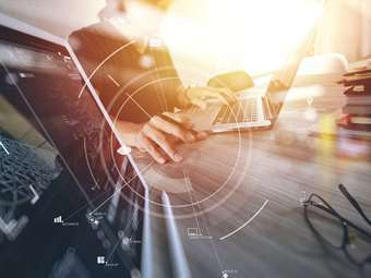 Το 2,9% των επιχειρήσεων στην Ελλάδα λειτουργούσε με τη μέγιστη ταχύτητα του διαδικτύου το 2023