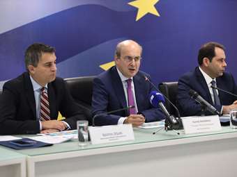 Κ. Χατζηδάκης: 12 αυξήσεις αποδοχών και 12 μειώσεις φόρων το 2025 - Η εξειδίκευση των εξαγγελιών της ΔΕΘ