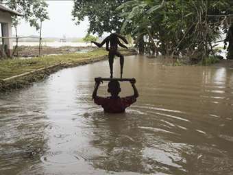 Πλημμύρες και κατολισθήσεις στο Νεπάλ: 192 νεκροί