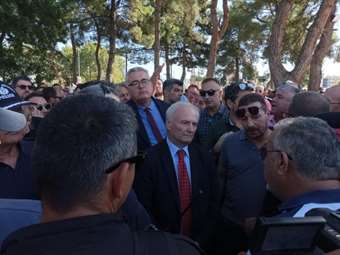 Σέρρες: Ένταση στη συνάντηση αγροτών με τον Υφυπουργό Αγροτικής Ανάπτυξης – Αποχώρησε από το συνέδριο