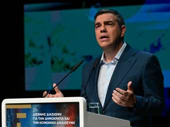 Αλ. Τσίπρας - Le Monde: Mου λείπει η ενεργός πολιτική και η επαφή με τους ψηφοφόρους