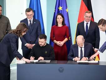 Γερμανία και Ουκρανία υπέγραψαν σύμφωνο ασφάλειας 10ετούς διάρκειας - Τι προβλέπει