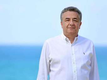 Ηράκλειο: Επίσκεψη του πρέσβη της Κούβας στο περιφερειάρχη Κρήτης