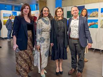 Την έκθεση φωτογραφίας Philoxenia Travel & Culture εγκαινίασε η υπουργός Τουρισμού