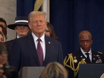 Τα "πυροτεχνήματα" Τραμπ και η σημασία των λέξεων