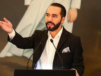 Πρόεδρος Ελ Σαλβαδόρ: Δεν με νοιάζει να με αποκαλούν δικτάτορα