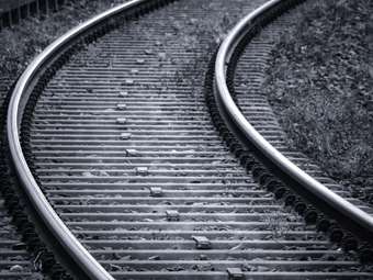 Ελβετικό ενδιαφέρον για το σιδηροδρομικό δίκτυο της Πελοποννήσου